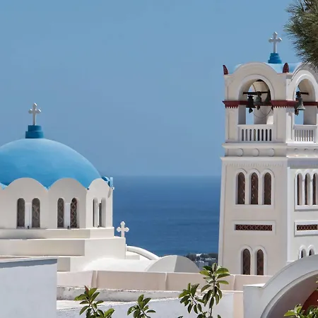Kokos Traditional * Emporio (Santorini)