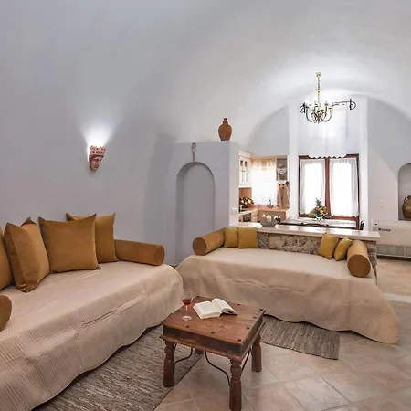 Kokos Traditional Apartment