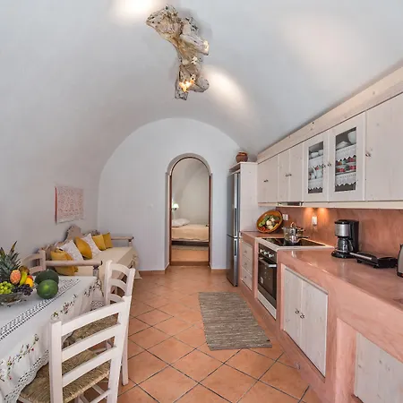 Kokos Traditional Emporio (Santorini)