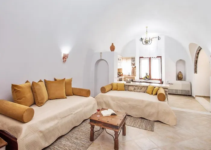 可可斯传统别墅 Emporio (Santorini)