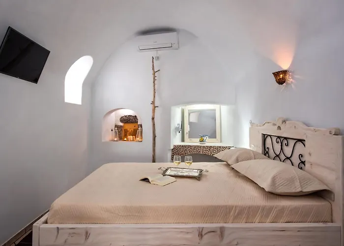 可可斯传统别墅 Emporio (Santorini)