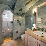 Kokos Traditional Emporio (Santorini)