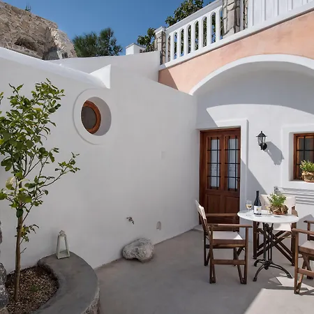 可可斯传统别墅 * Emporio (Santorini)